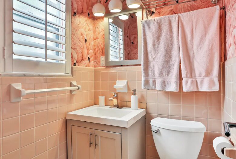 Waterfront Intracoastal 70's Hip Pad with Pool - Ormond Beach, Florida