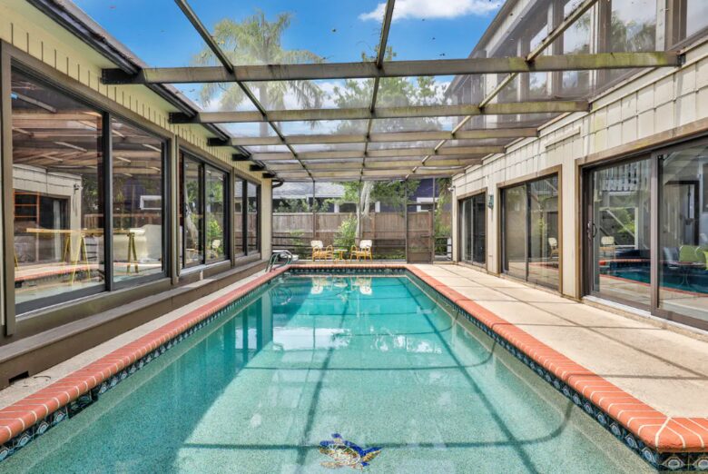 Waterfront Intracoastal 70's Hip Pad with Pool - Ormond Beach, Florida