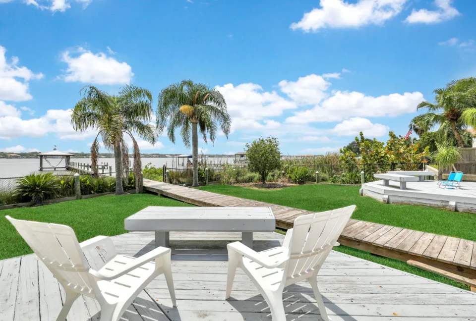 Waterfront Intracoastal 70's Hip Pad with Pool - Ormond Beach, Florida