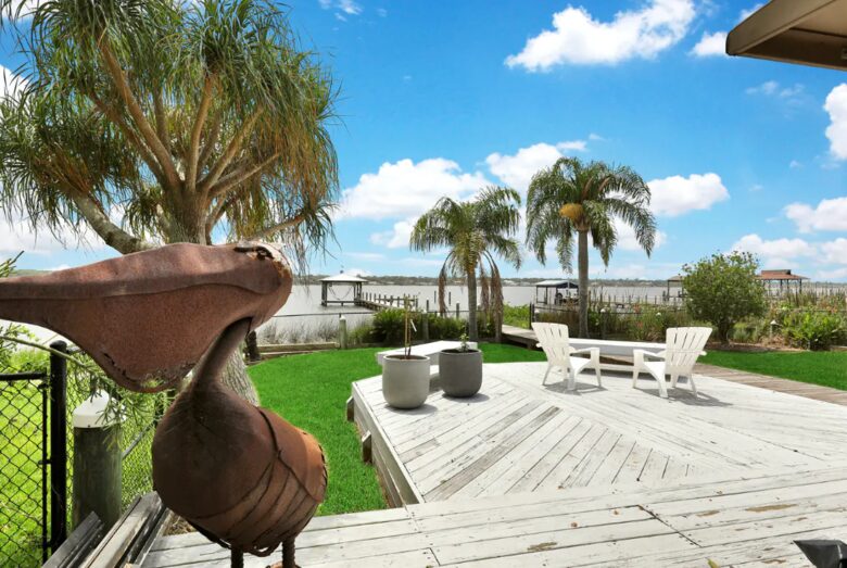 Waterfront Intracoastal 70's Hip Pad with Pool - Ormond Beach, Florida