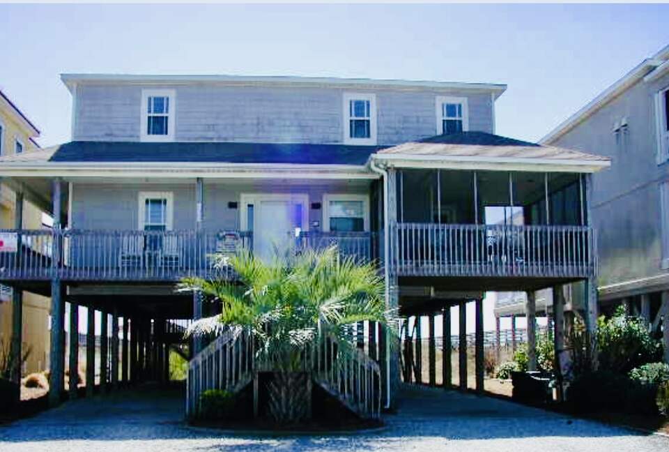 Modern Waterfront Oasis - Ocean Isle Beach, North Carolina