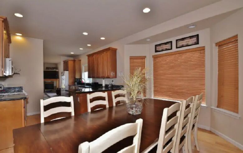 Water View Luxury - Bremerton, Washington