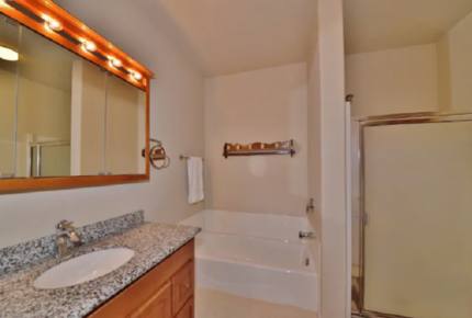 Water View Luxury - Bremerton, Washington