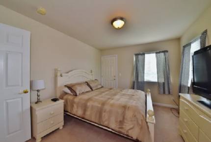 Water View Luxury - Bremerton, Washington