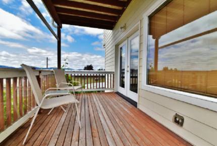 Water View Luxury - Bremerton, Washington