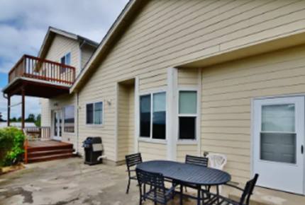 Water View Luxury - Bremerton, Washington