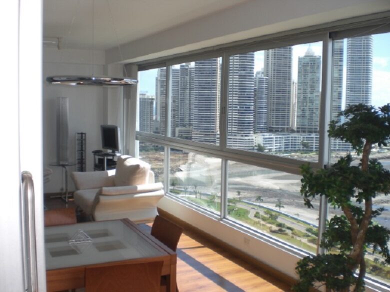 Direct Oceanfront Luxury Retreat - Panama City, Panama