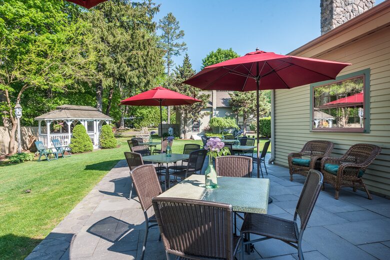 West Beach Family Compound on the CT Shoreline - Westbrook, Connecticut