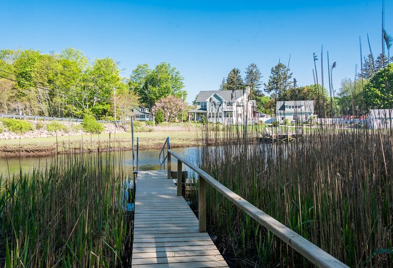 West Beach Family Compound on the CT Shoreline - Westbrook, Connecticut