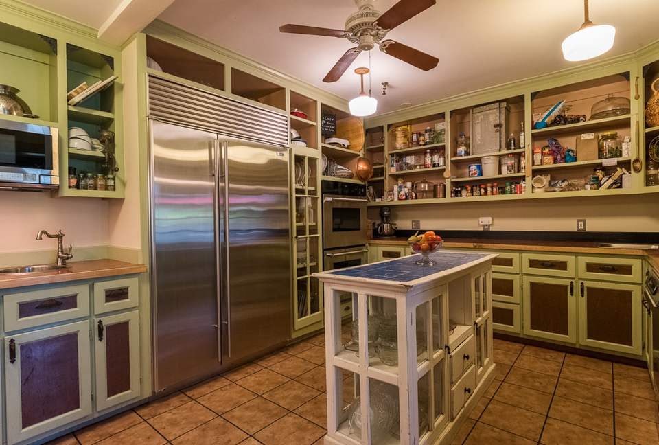 West Beach Family Compound on the CT Shoreline - Westbrook, Connecticut