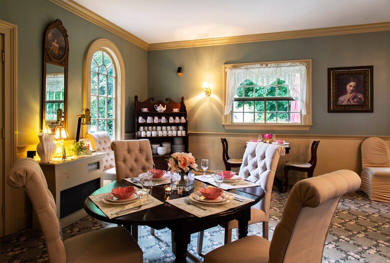 West Beach Family Compound on the CT Shoreline - Westbrook, Connecticut