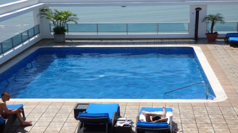 Direct Oceanfront Luxury Retreat - Panama City, Panama