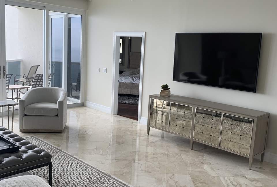 Fort Lauderdale Oceanfront Residence - Fort Lauderdale, Florida