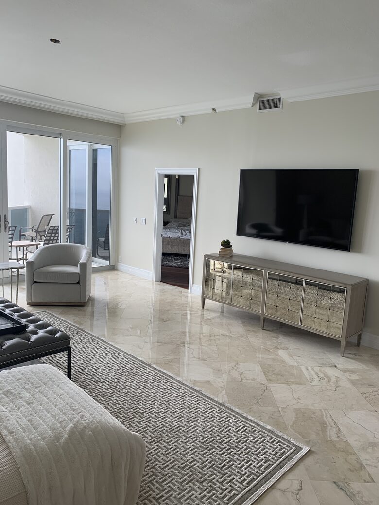 Fort Lauderdale Oceanfront Residence - Fort Lauderdale, Florida