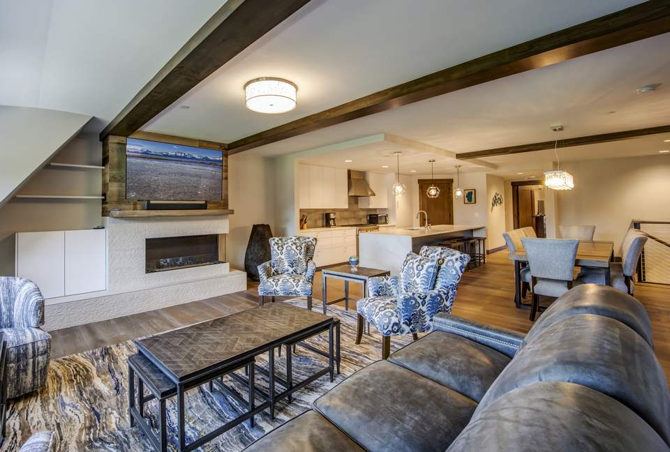 Tahoe Beach Club Penthouse - Stateline, Nevada