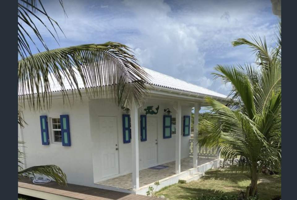 Pinders Beachfront Villa and Cottage - Long Island, Bahamas