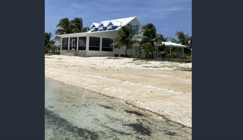 Pinders Beachfront Villa and Cottage - Long Island, Bahamas