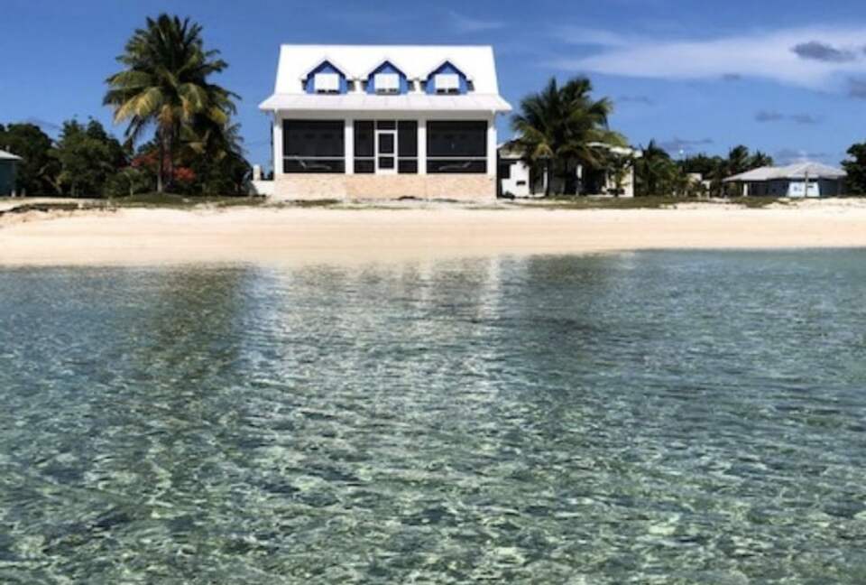 Pinders Beachfront Villa and Cottage - Long Island, Bahamas