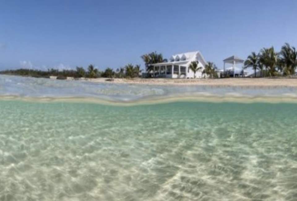 Pinders Beachfront Villa and Cottage - Long Island, Bahamas