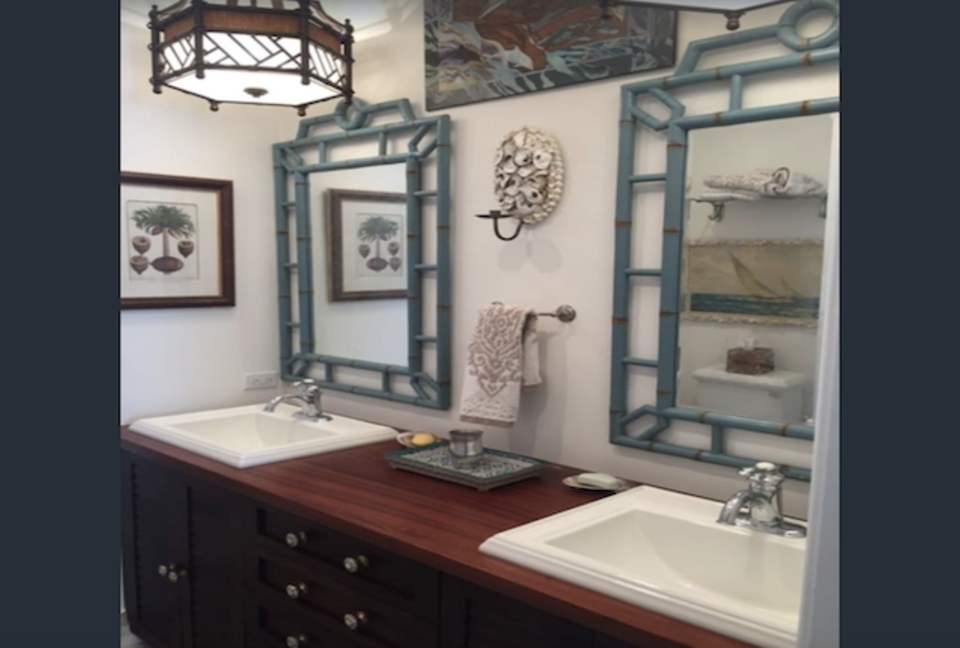 Pinders Beachfront Villa and Cottage - Long Island, Bahamas