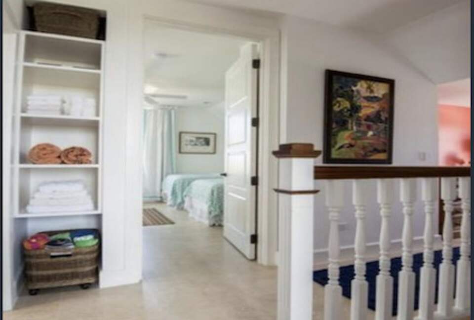 Pinders Beachfront Villa and Cottage - Long Island, Bahamas