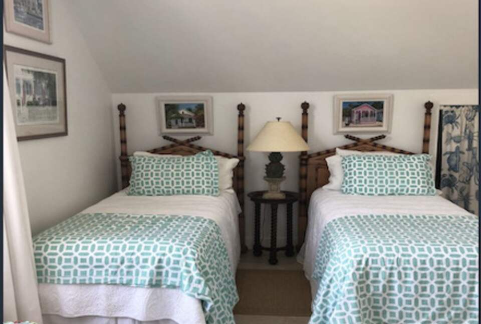 Pinders Beachfront Villa and Cottage - Long Island, Bahamas