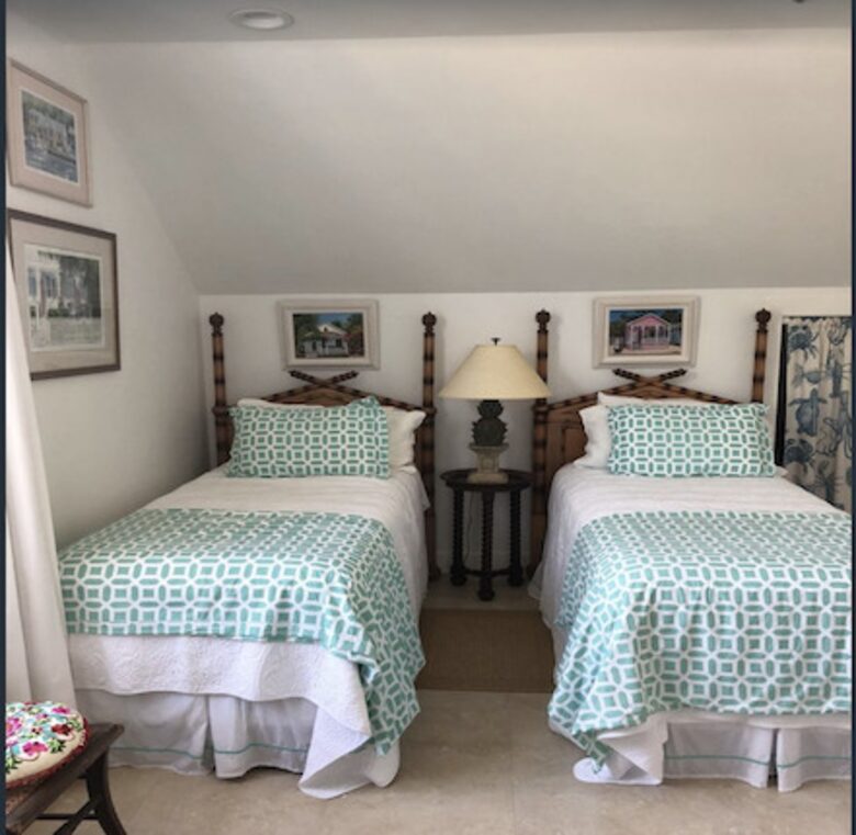 Pinders Beachfront Villa and Cottage - Long Island, Bahamas