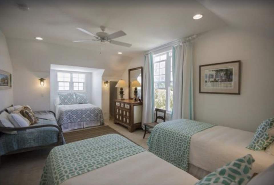 Pinders Beachfront Villa and Cottage - Long Island, Bahamas