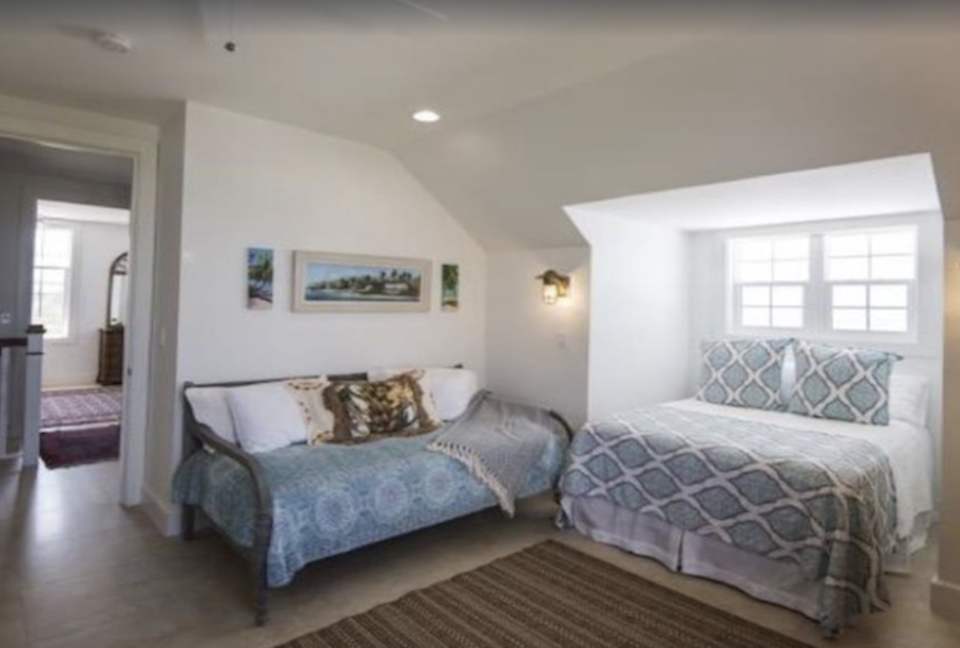 Pinders Beachfront Villa and Cottage - Long Island, Bahamas