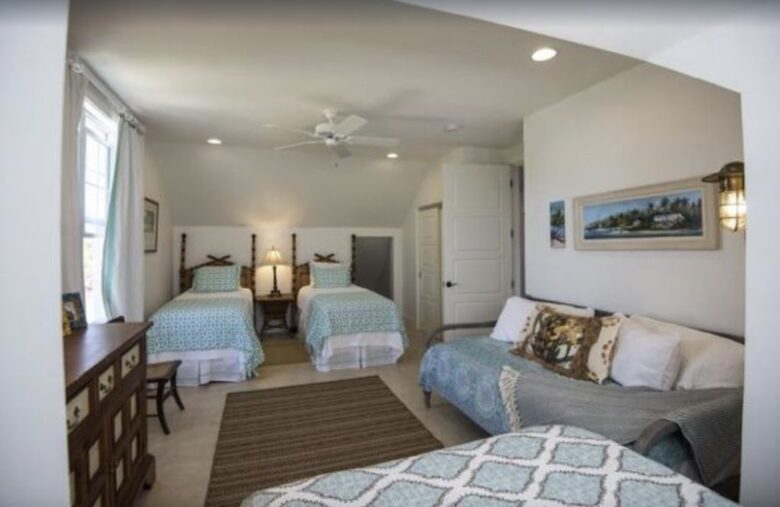 Pinders Beachfront Villa and Cottage - Long Island, Bahamas