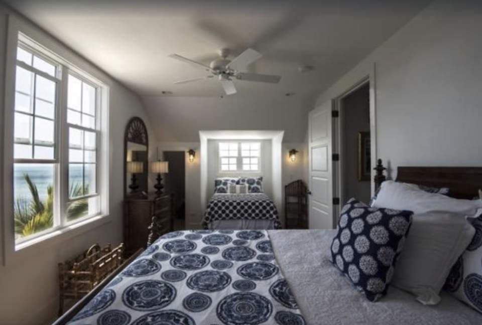 Pinders Beachfront Villa and Cottage - Long Island, Bahamas