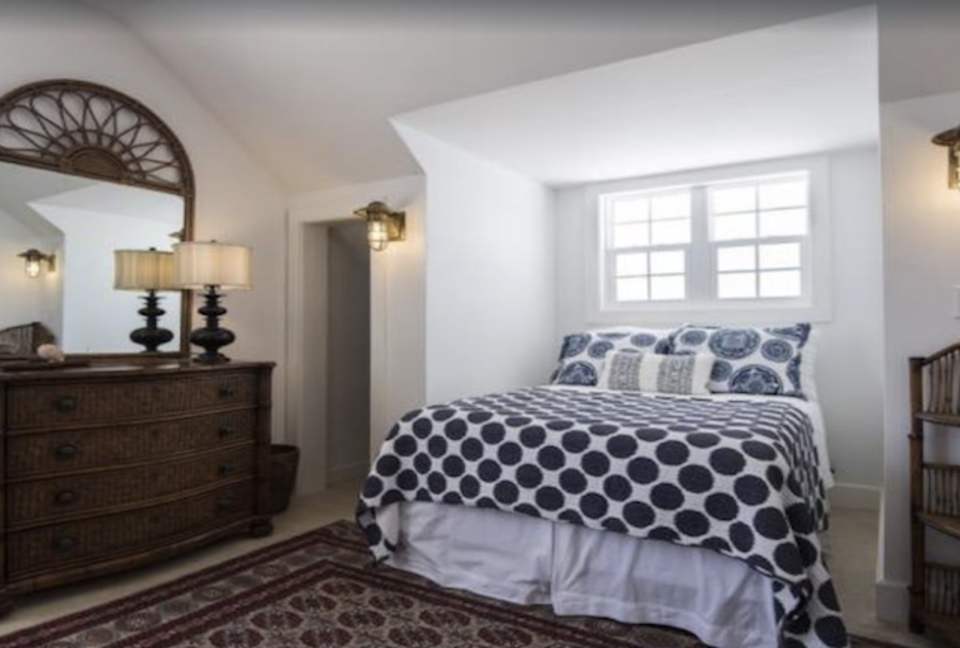 Pinders Beachfront Villa and Cottage - Long Island, Bahamas