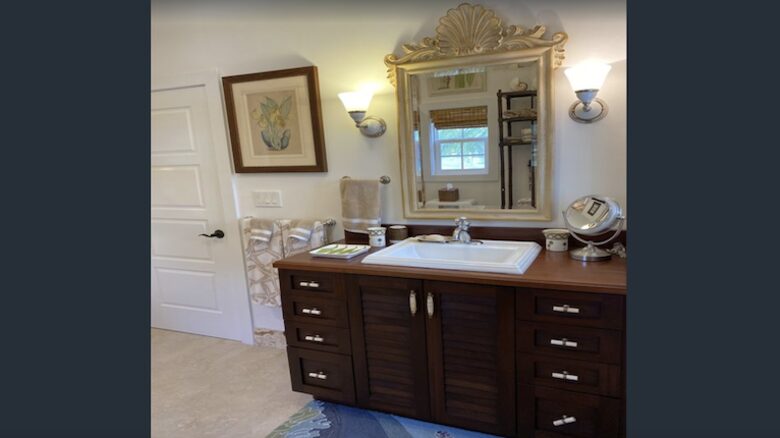 Pinders Beachfront Villa and Cottage - Long Island, Bahamas