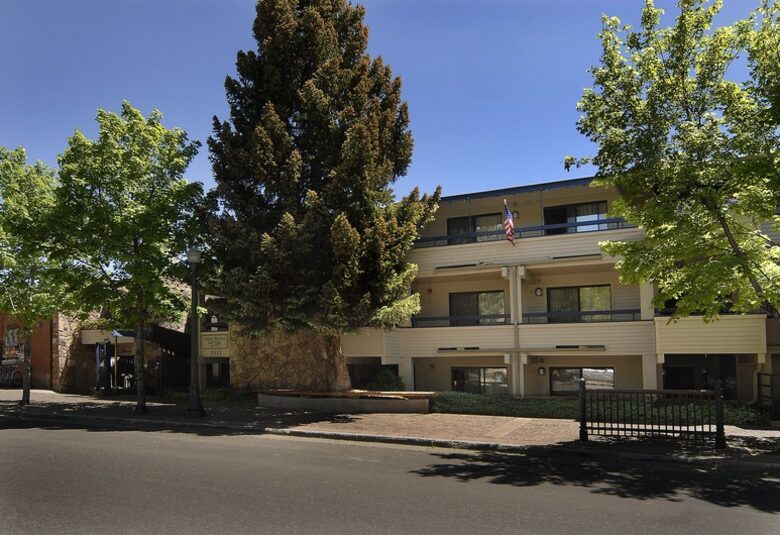 Aspen Mountain Residence *Available during Aspen Food and Wine Festival 2024* - Aspen, Colorado