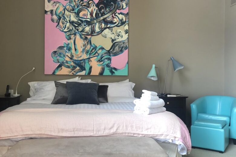 Kelowna Luxury Penthouse - Kelowna, Canada