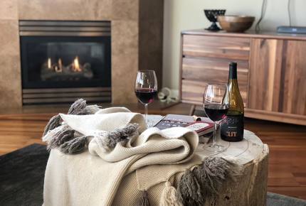 Kelowna Luxury Penthouse - Kelowna, Canada