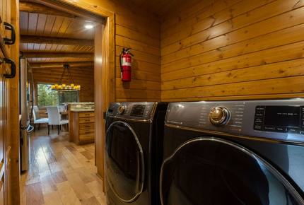 Enchanted Treehouse Lake Tahoe - Stateline, Nevada