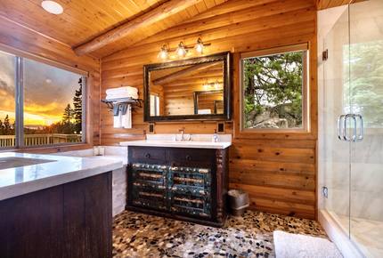 Enchanted Treehouse Lake Tahoe - Stateline, Nevada