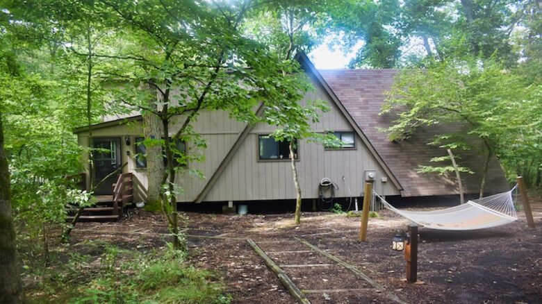 Lakefront Midwest Chalet - Innsbrook, Missouri