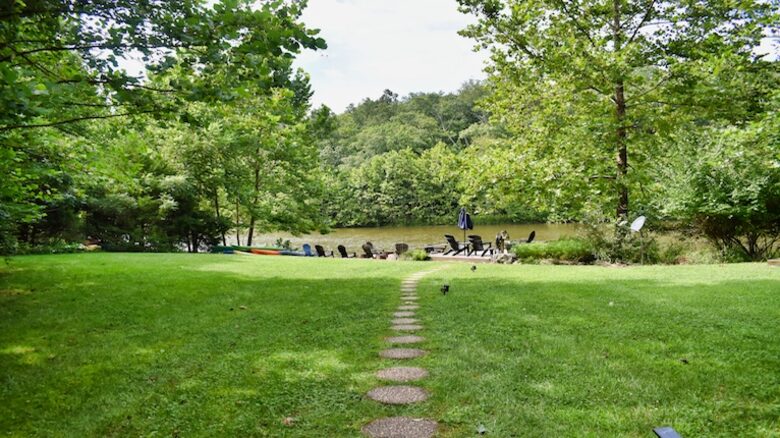 Lakefront Midwest Chalet - Innsbrook, Missouri