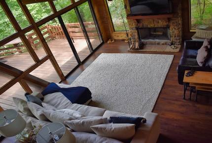 Lakefront Midwest Chalet - Innsbrook, Missouri