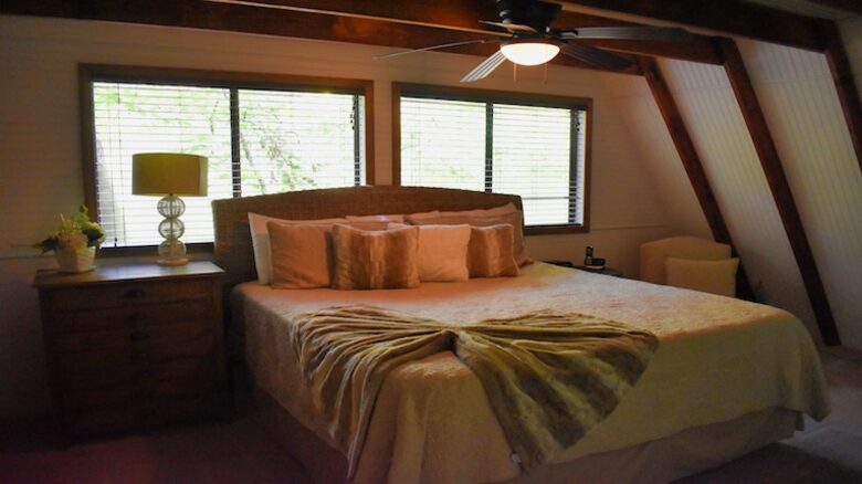 Lakefront Midwest Chalet - Innsbrook, Missouri