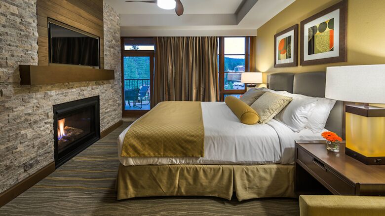 Welk's Northstar Lodge - Two Bedroom Residence Plus Den - Truckee, California