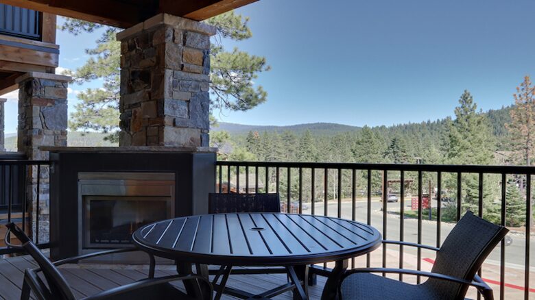 Welk's Northstar Lodge - Two Bedroom Residence Plus Den - Truckee, California