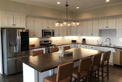 White Oaks Lodge - Dahlonega, Georgia