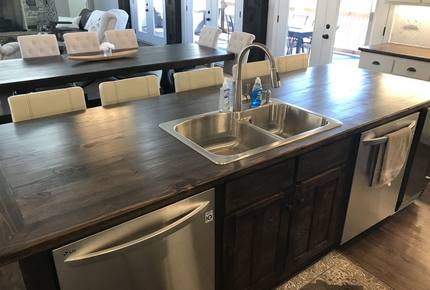 White Oaks Lodge - Dahlonega, Georgia