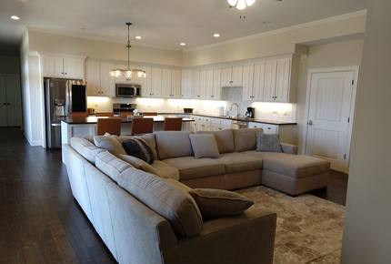 White Oaks Lodge - Dahlonega, Georgia