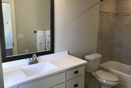 White Oaks Lodge - Dahlonega, Georgia