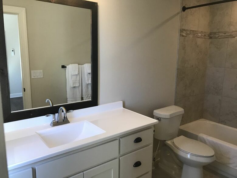 White Oaks Lodge - Dahlonega, Georgia