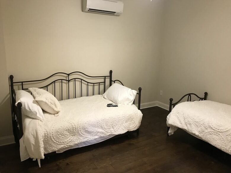 White Oaks Lodge - Dahlonega, Georgia